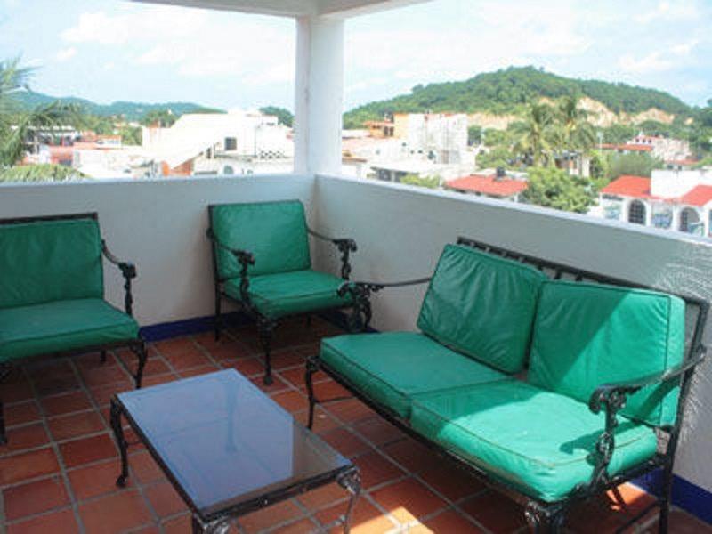 Casa Shaguiba Hotell Crucecita  Eksteriør bilde