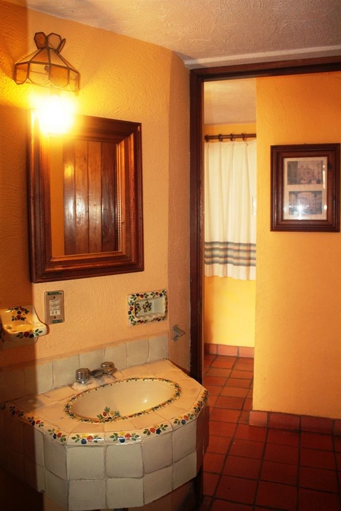 Casa Shaguiba Hotell Crucecita  Eksteriør bilde