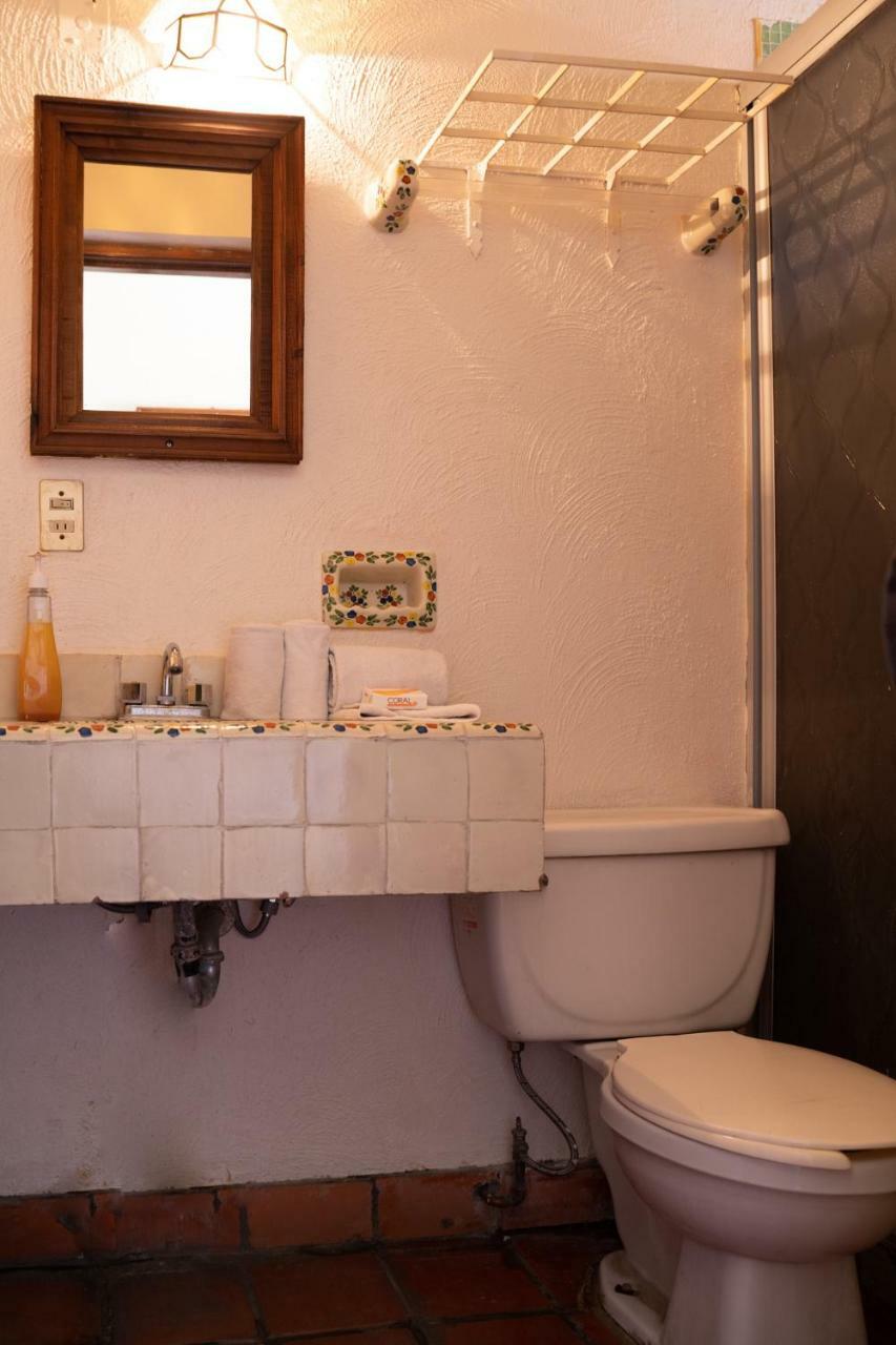 Casa Shaguiba Hotell Crucecita  Eksteriør bilde